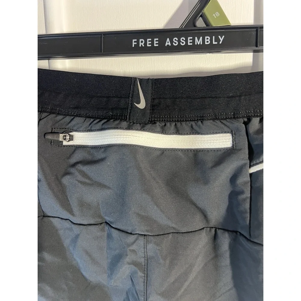 Nike Utility Dri-FIT Running Pants Mens Medium Black AJ7959-010 Flex Zip Pockets